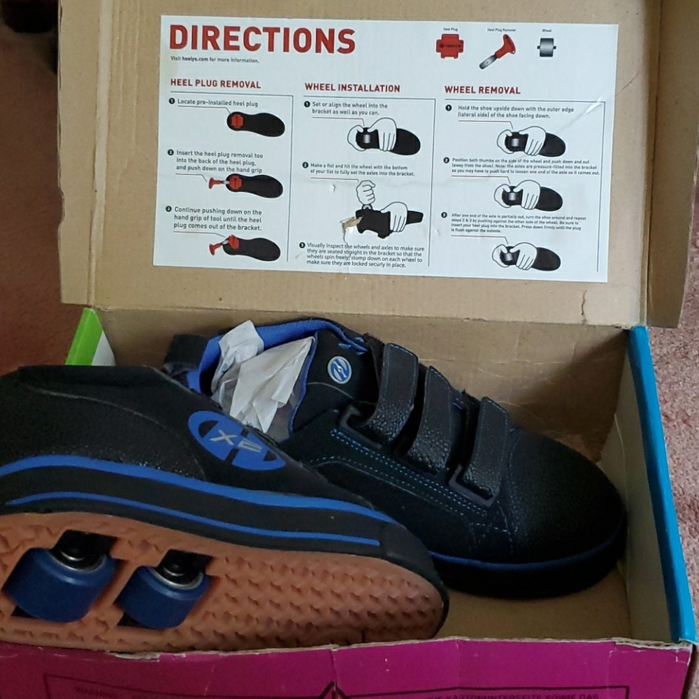 Heelys roller sneakers